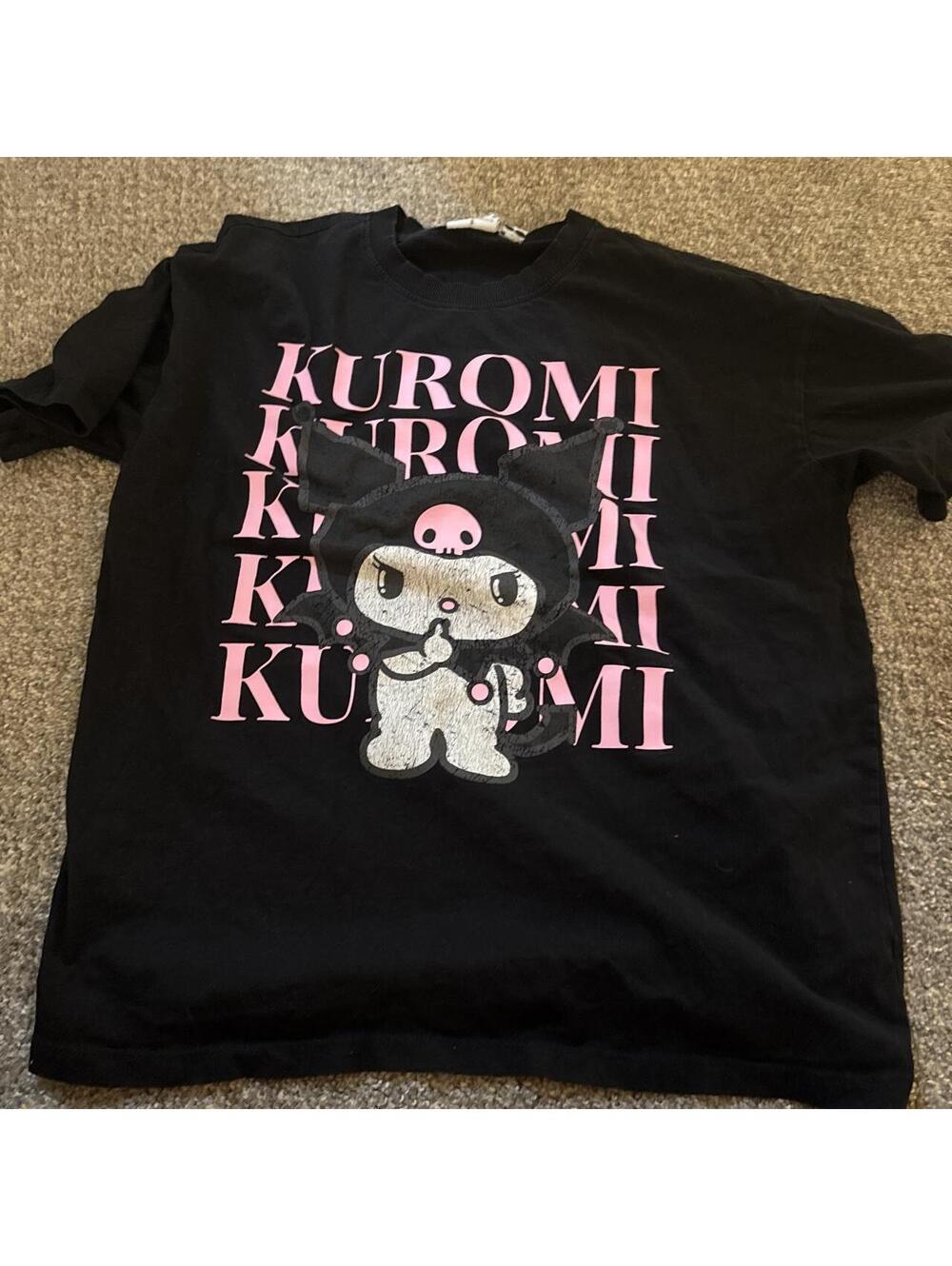 Sanrio Women's Black Tshirt